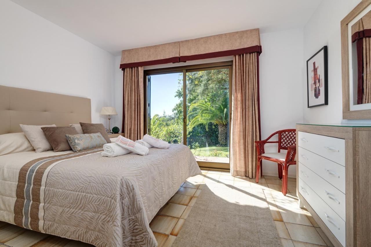 Villa With Private Pool And Garden In Marbellac